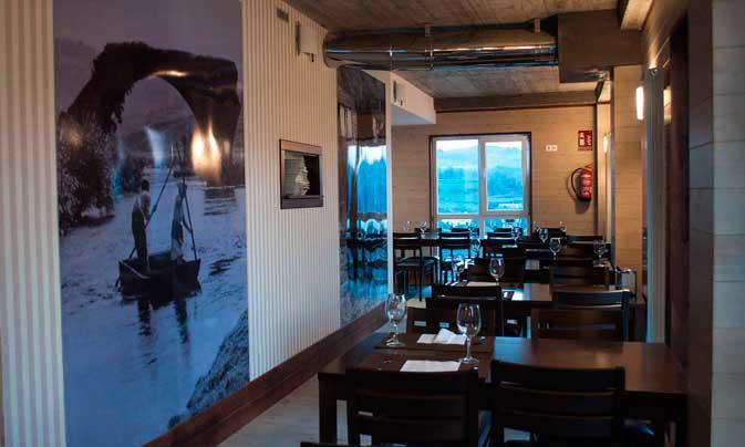 Pons Minea Hotel Portomarin Bagian luar foto